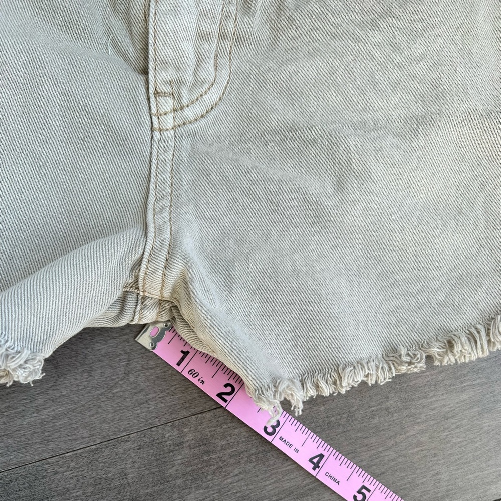 Free People Cut-off Jean Shorts | Size 25 - Picture 9 of 9